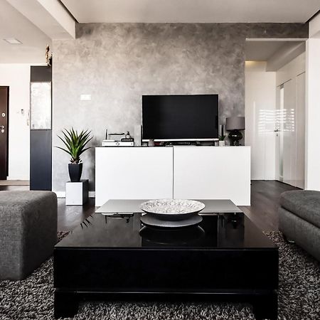 2 Bedroom Penthouse In City Center, Free Parking Saraybosna Dış mekan fotoğraf