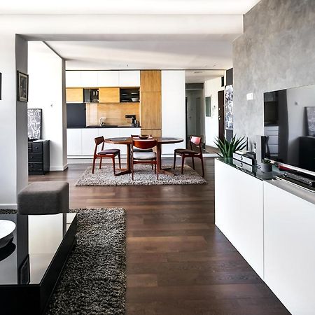 2 Bedroom Penthouse In City Center, Free Parking Saraybosna Dış mekan fotoğraf