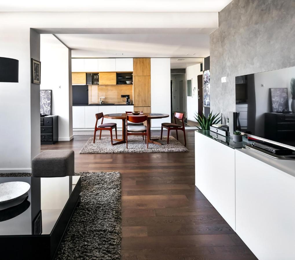 2 Bedroom Penthouse In City Center, Free Parking Saraybosna Dış mekan fotoğraf