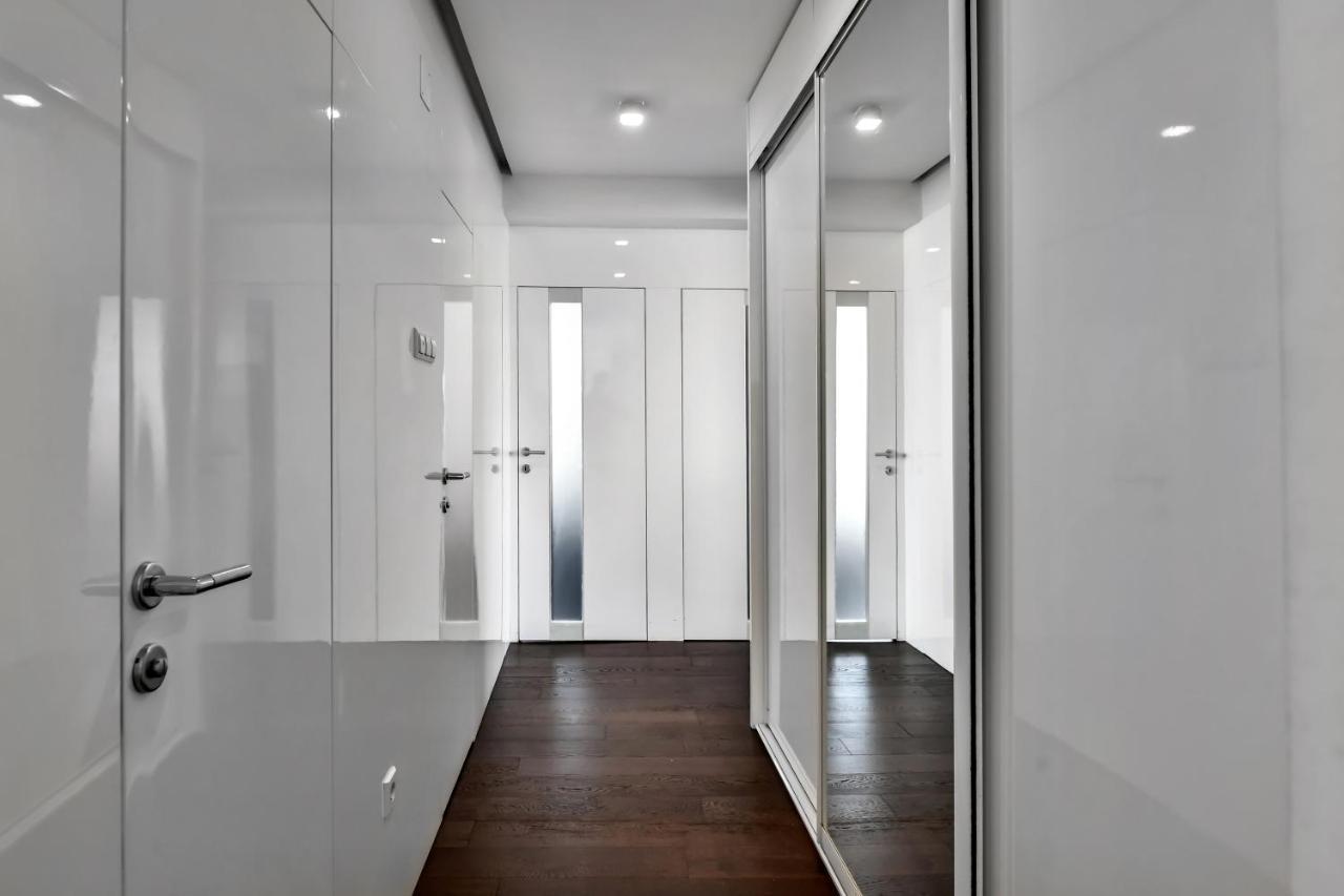 2 Bedroom Penthouse In City Center, Free Parking Saraybosna Dış mekan fotoğraf